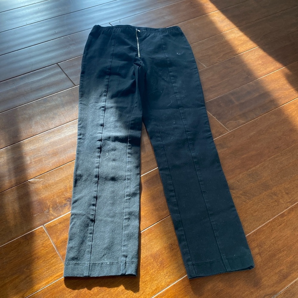 Black fitted pants